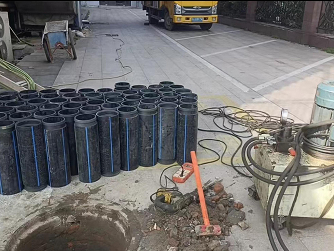 荔城PE置换管厂家 DN315置换管 非开挖管短管置换